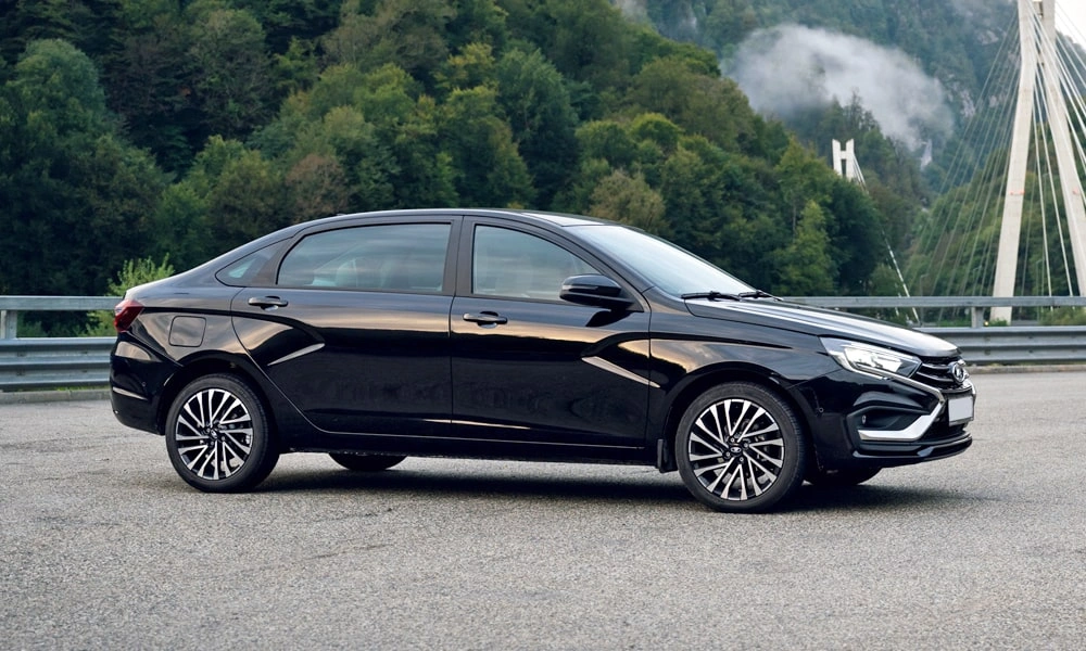 Lada Aura - фото №12