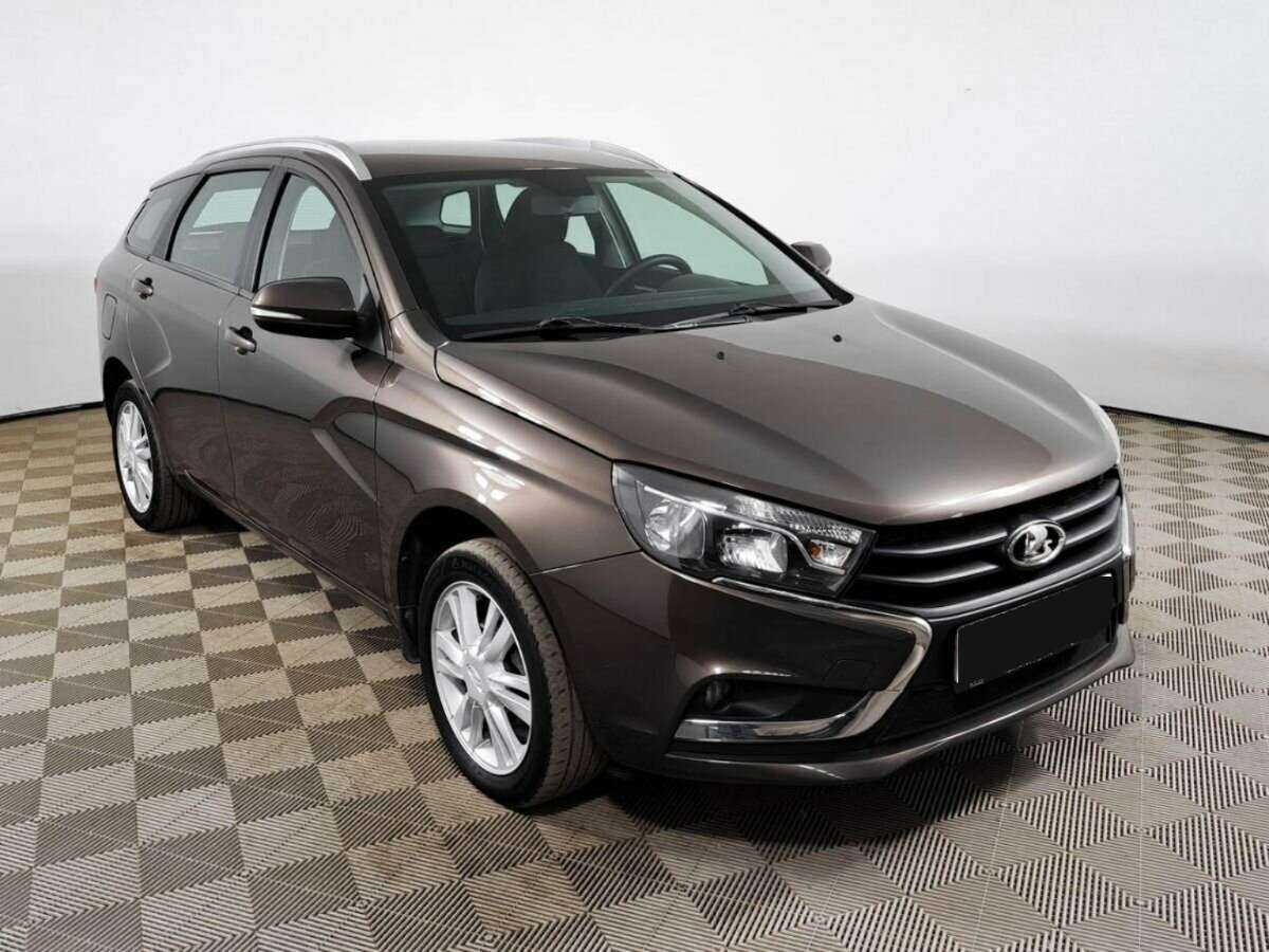 Lada (ВАЗ) Vesta SW, 2019 - фото №3