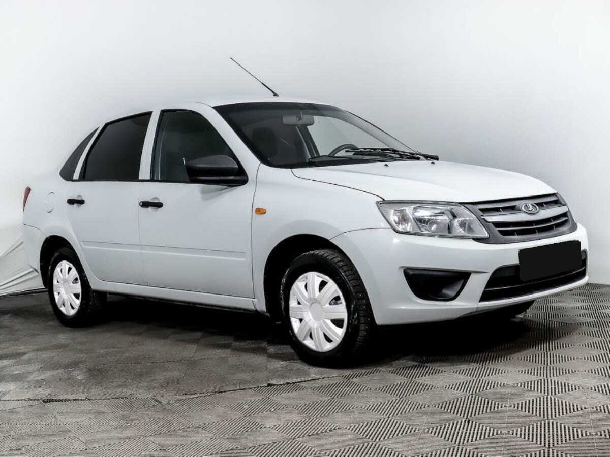 Lada (ВАЗ) Granta, 2015 - фото №3