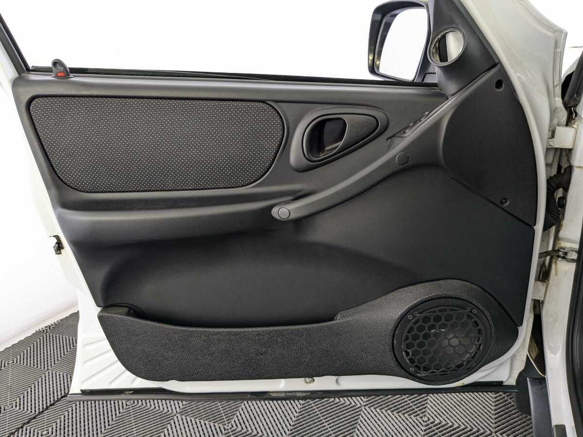 Lada (ВАЗ) Niva, 2022 - фото №4